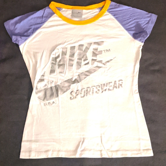 Nike Tops - Nike women's